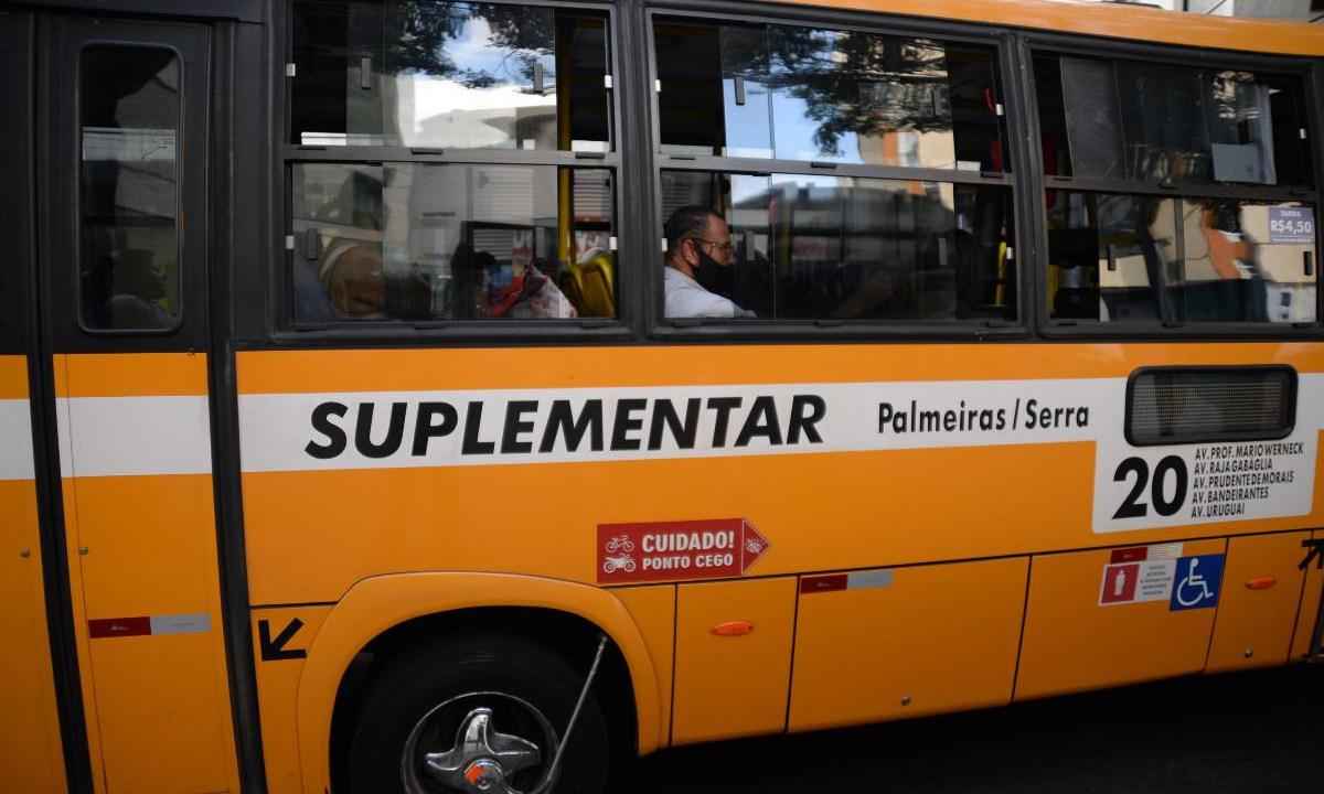 Entenda por que nem todos os ônibus de BH tiveram redução na passagem - Tulio Santos/EM/D.A Press