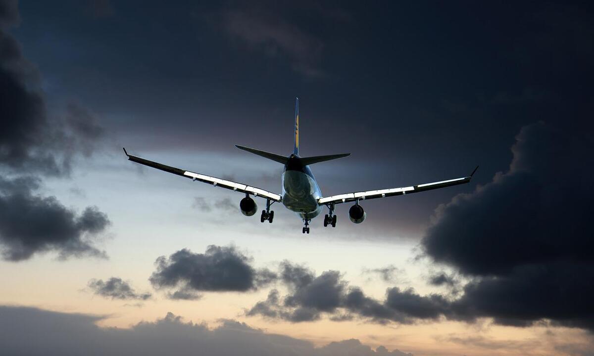 Avião derrapa ao pousar em aeroporto - Pixabay/Reprodução