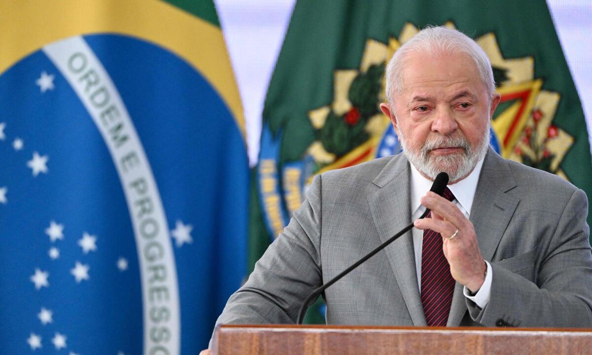 De olho em evangélicos, Lula aceita aproximação da Record  - Evaristo SA / AFP