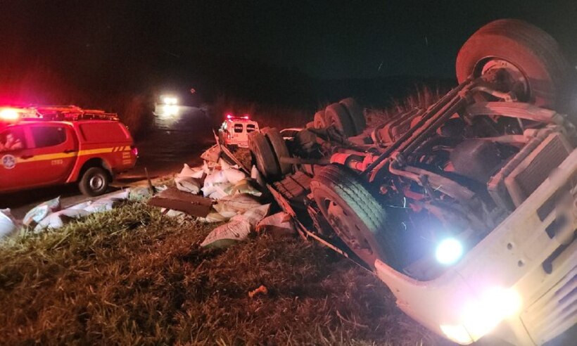 Motorista morre em acidente com caminhão no Sul de Minas - CBMMG