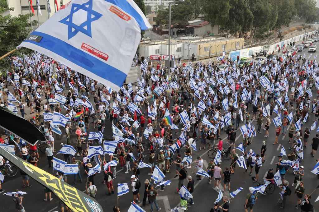 Israel tem novo dia de protestos contra a reforma judicial - JACK GUEZ / AFP