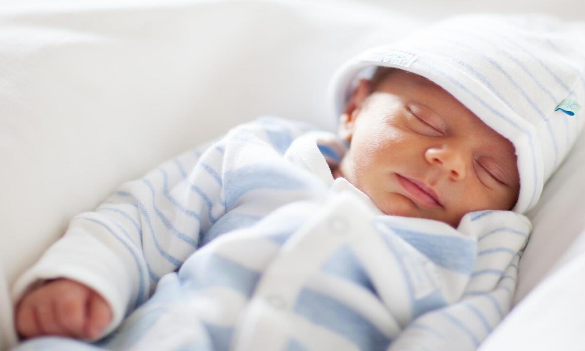 O nome é meu, quem define sou eu - Menino recém-nascido para dormir Foto Stock gratuita-Public domain Pictures