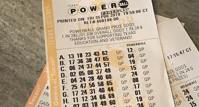 Apostador da Califórnia ganha quase R$ 5 bilhões na loteria Powerball - Divulgação/Powerball lottery