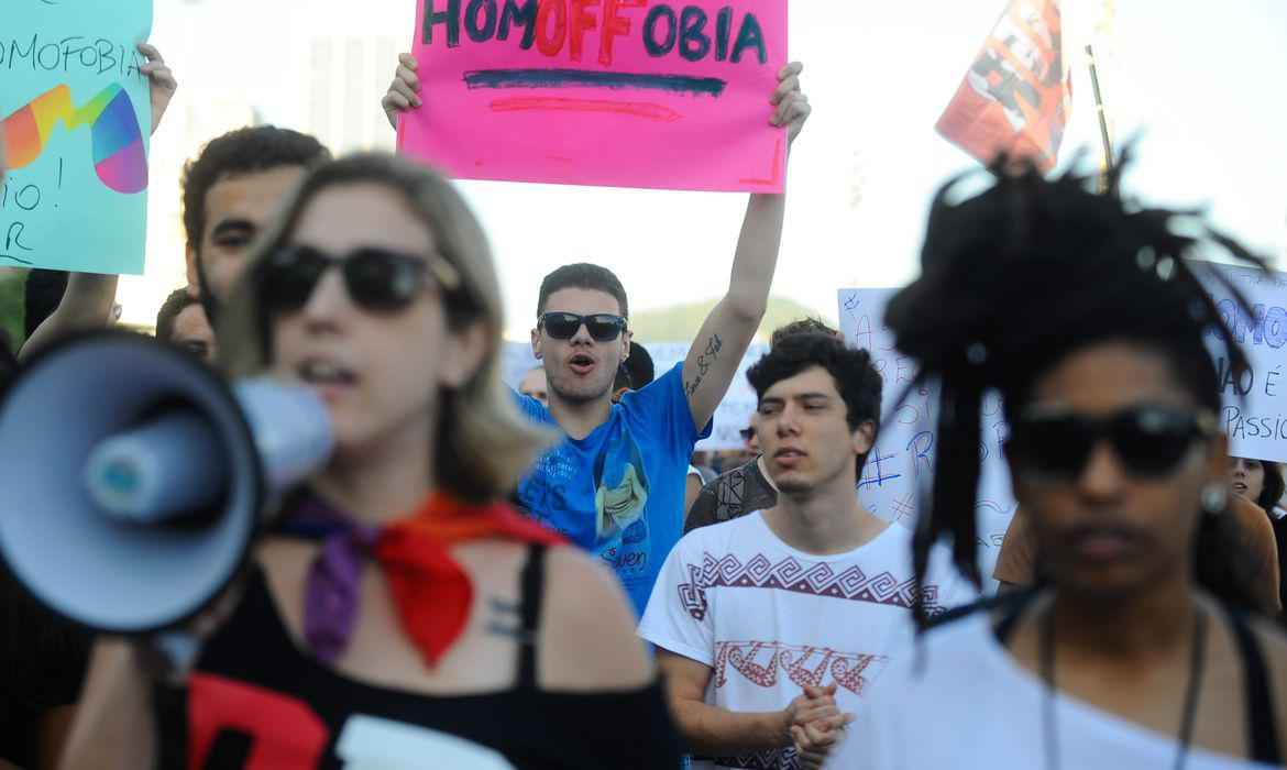 Registros de racismo e homofobia dispararam no país em 2022 - Tânia Rêgo/Agência Brasil