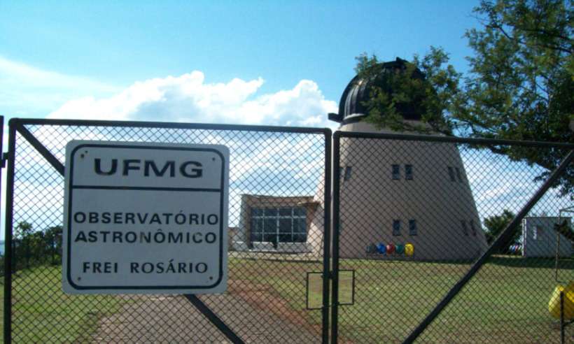 Serra da Piedade: telescópio está pronto, mas não voltou ainda    - Josué Marinho/Wikimedia Commons/Reprodução
