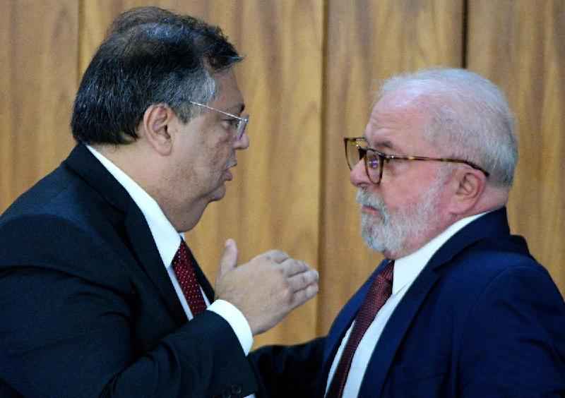 Lula se reúne com Dino para definir o novo decreto de armas - Ed Alves/CB/DA.Press