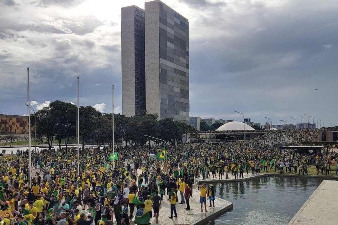 Ibaneis institui o 8/1 como o Dia em Defesa da Democracia - Ed Alves/CB