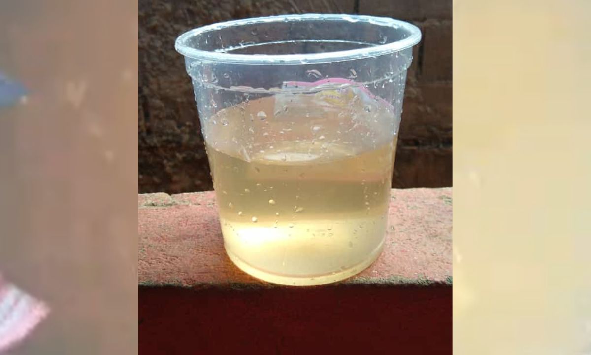 Água da cor de xixi: moradores reclamam da água suja nas torneiras - Arquivo pessoal/Reprodução