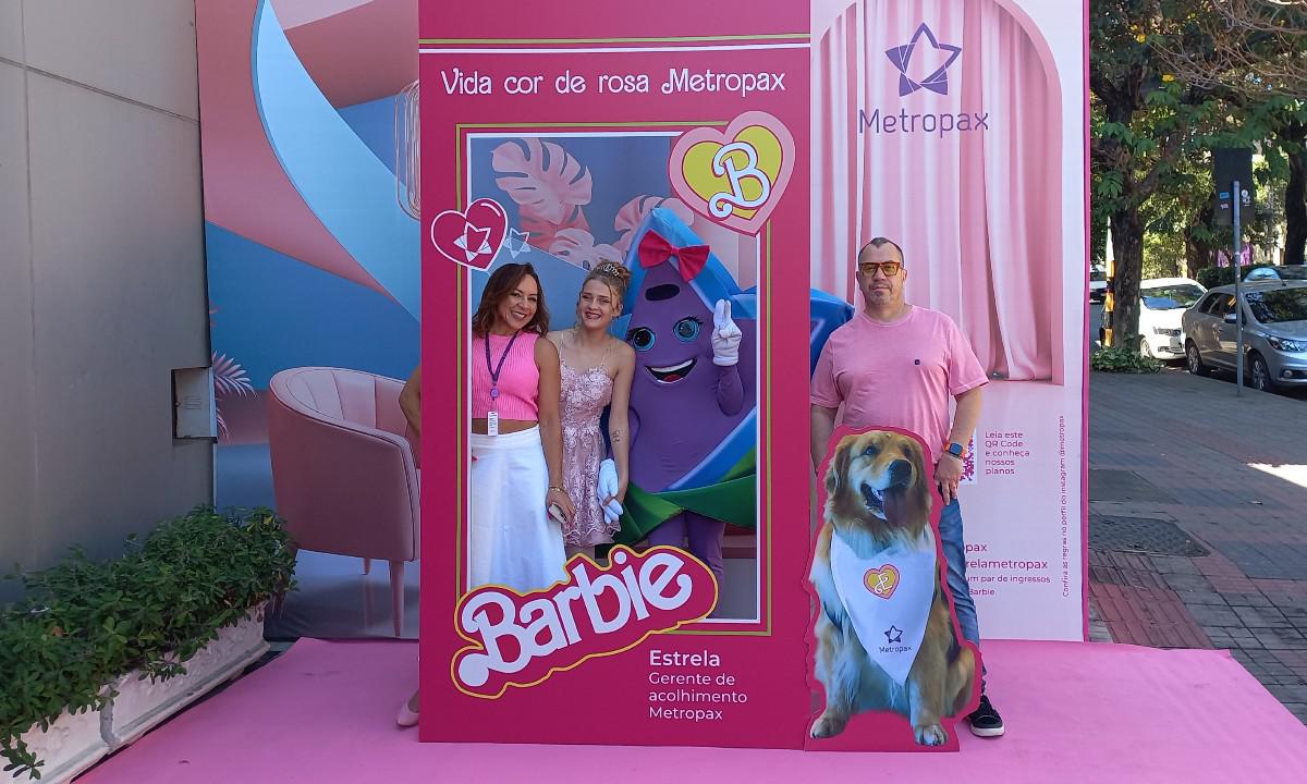 Funerária faz evento temático da Barbie e agita manhã em BH - Izabella Caixeta 