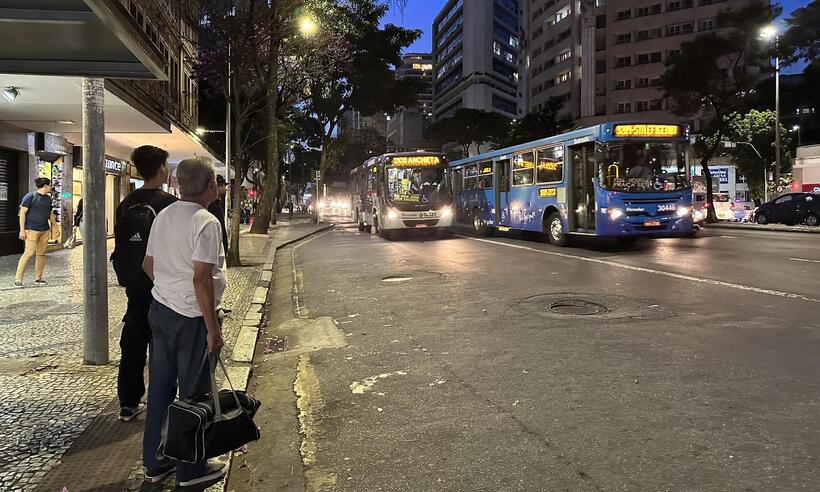 Ônibus em BH: empresas culpam 'trânsito caótico' por atrasos de viagens - Ramon Lisboa/EM/D.A Press