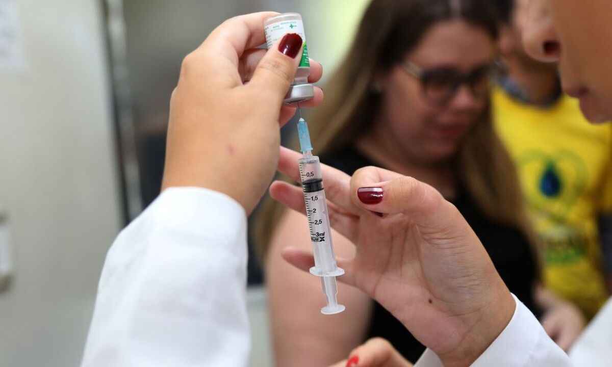 Prefeitura de BH decide manter vacinação contra a gripe; veja orientações - Erasmo Salomão/Ministério da Saúde