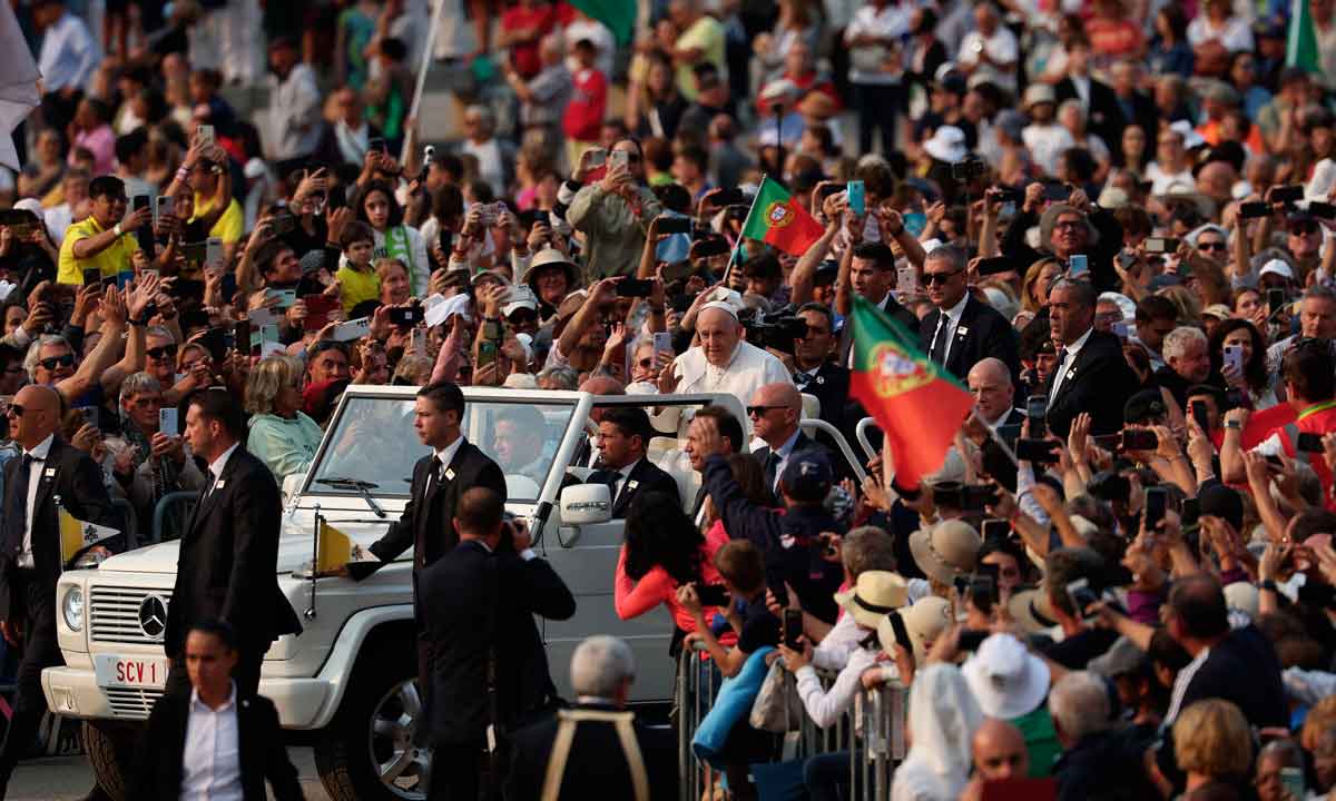 Papa em Portugal: multidão e calor aguardam Francisco neste domingo (6/8) - Pierre-Philippe Marcou/AFP