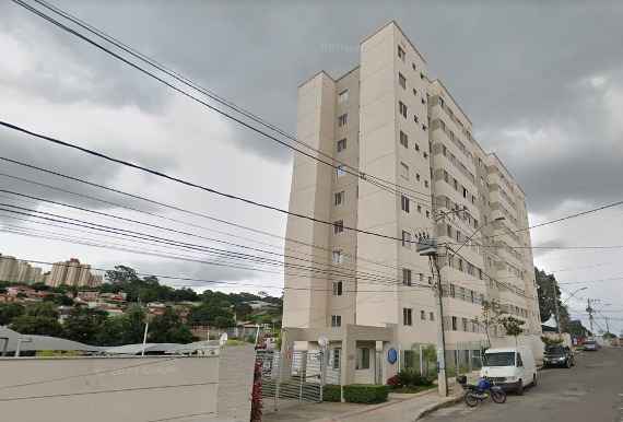 Morador agride porteiro em discussão por convidado urinar em prédio de BH - Google Street View