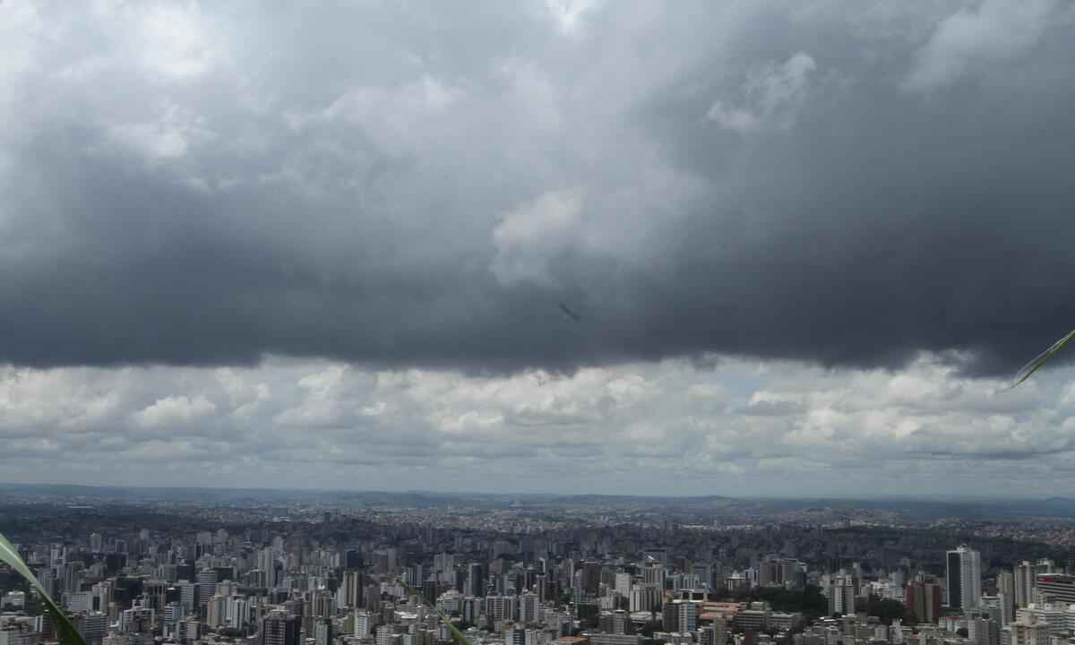 Tempo seco diminui e chuva está de volta em Minas - Edésio Ferreira/EM/D.A Press