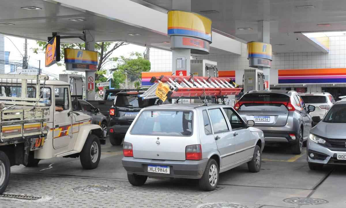 Minas Gerais pode ter diminuição na oferta de óleo diesel - Gladyston Rodrigues/EM/D.A Press