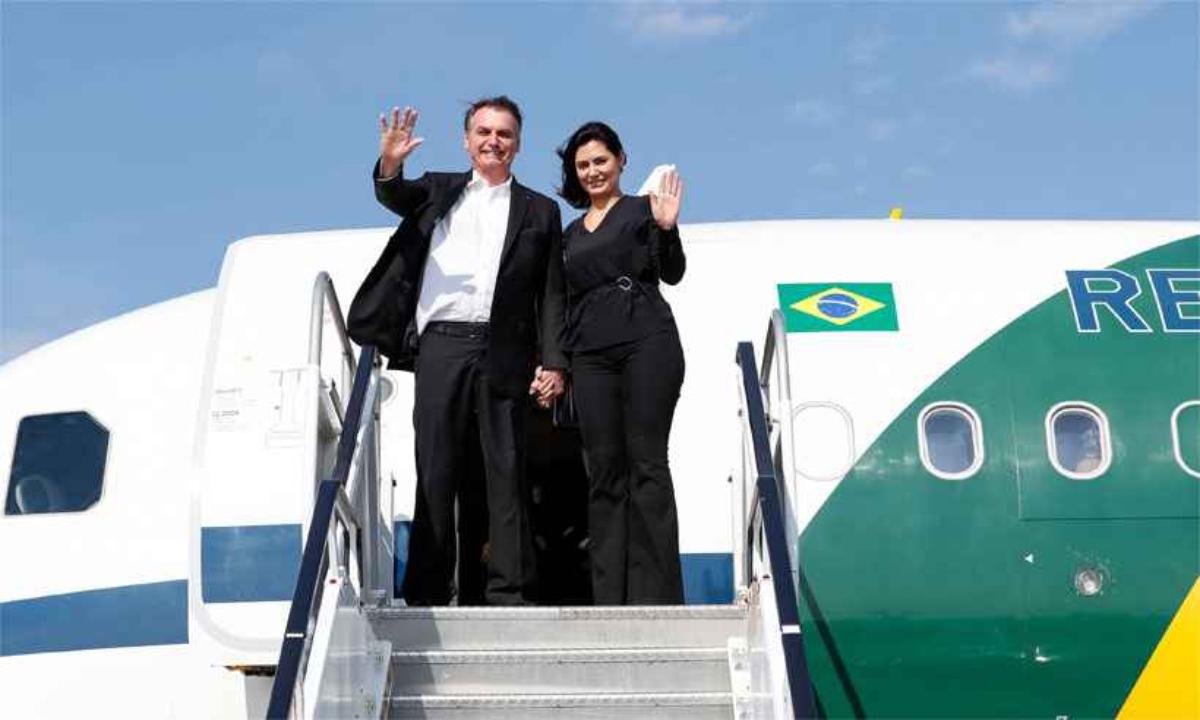 Joias no avião: deputado pede a retenção do passaporte de Bolsonaro - ALAN SANTOS/PR