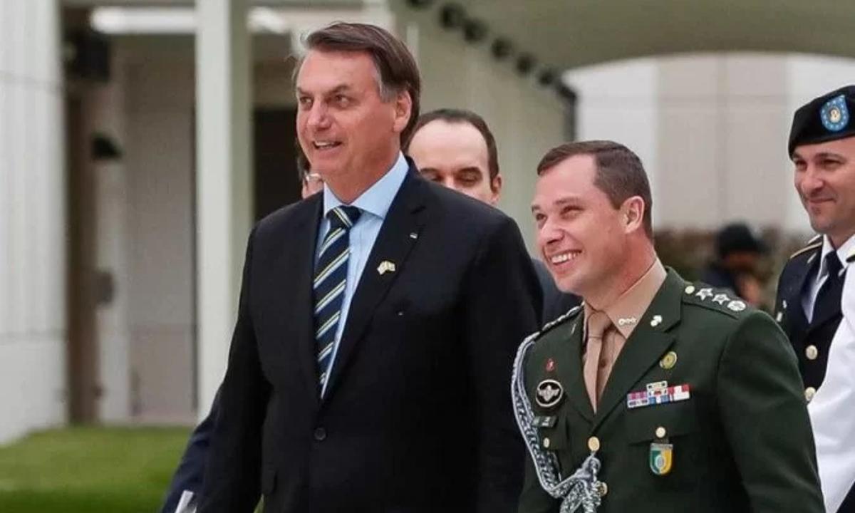 Advogados de Bolsonaro e Cid confirmam conversa sobre joias - Alan Santos/PR