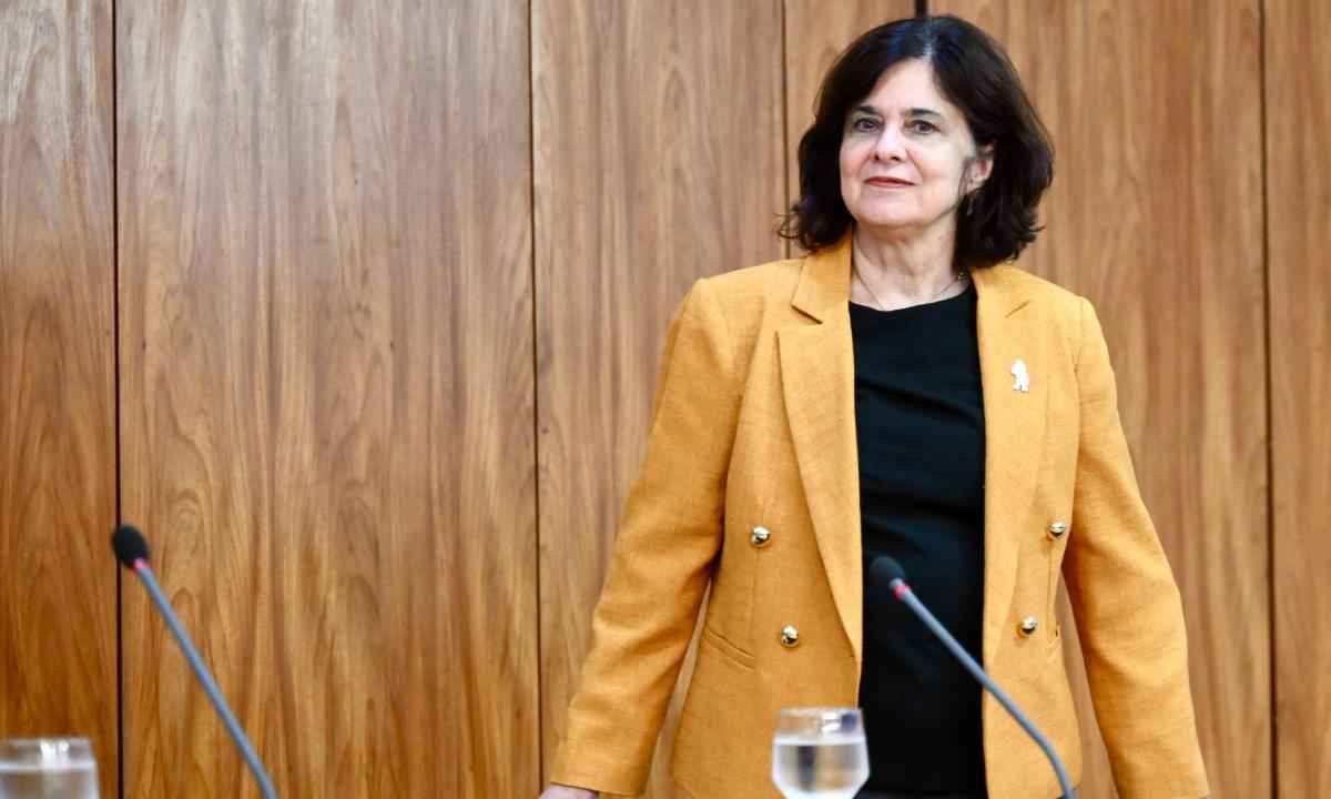 Saúde oficializa demissão em secretaria responsável por maior volume de repasses do SUS