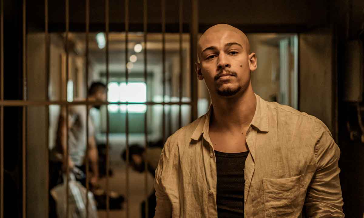 Filme conta a história real de rapper que bombou com disco feito na prisão - Imovision/Divulgação
