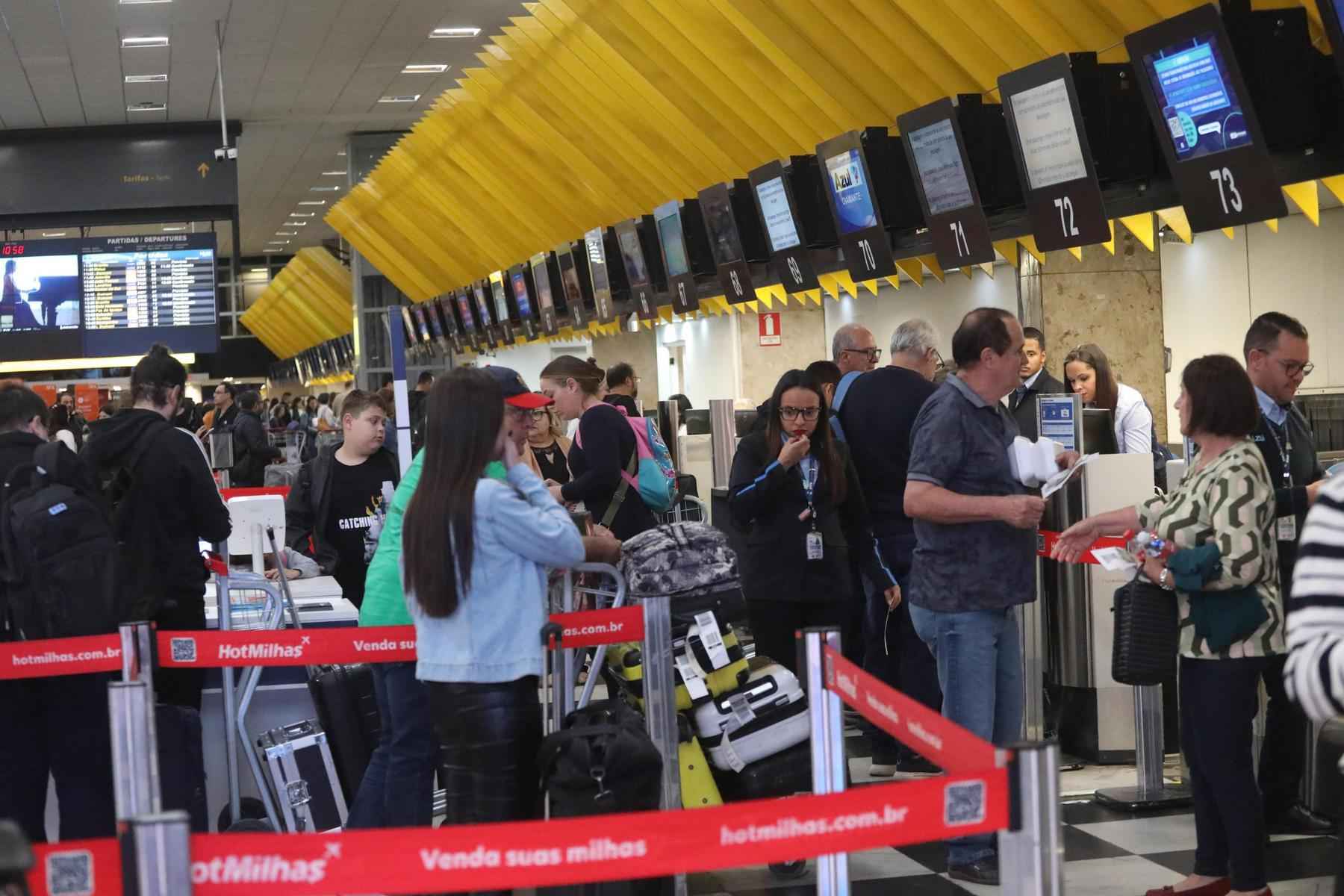 Erro em alerta fecha aeroporto por falsa suspeita de sequestro - Renato S. Cerqueira/Futura Press/Folhapress