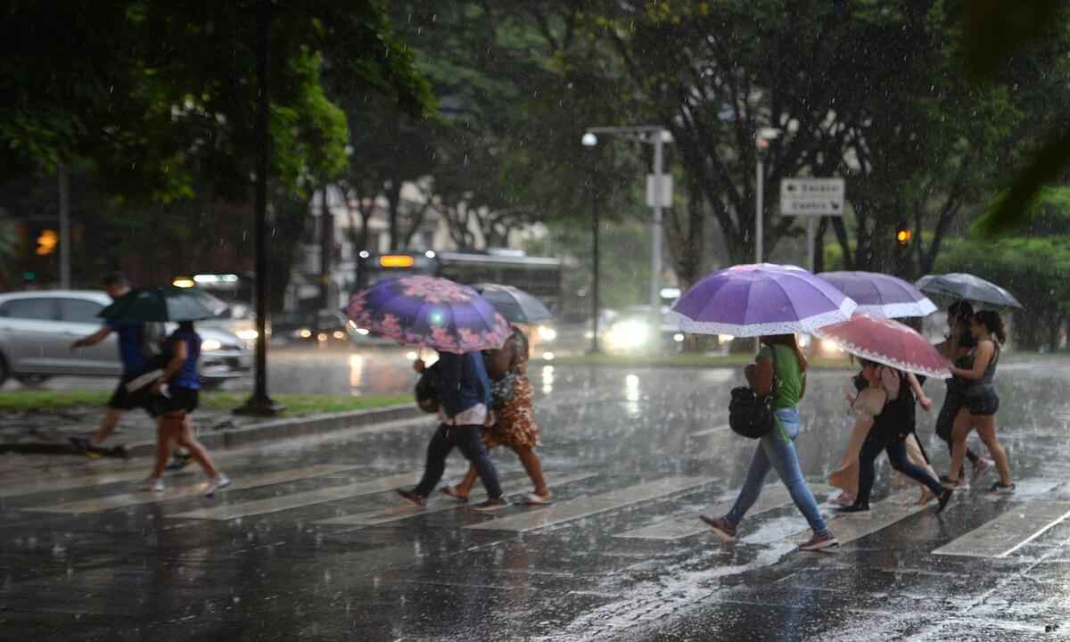 Chuva acumulada em BH chega a 256,6% acima da média histórica de agosto - Tulio Santos /EM/D.A Press