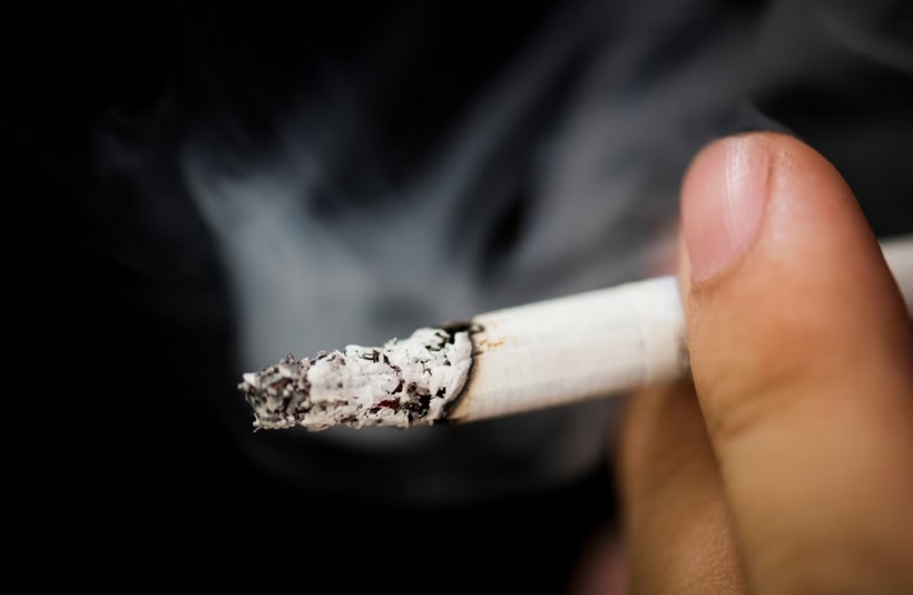 Campanha alerta para risco de tornar população dependente da nicotina - Freepik