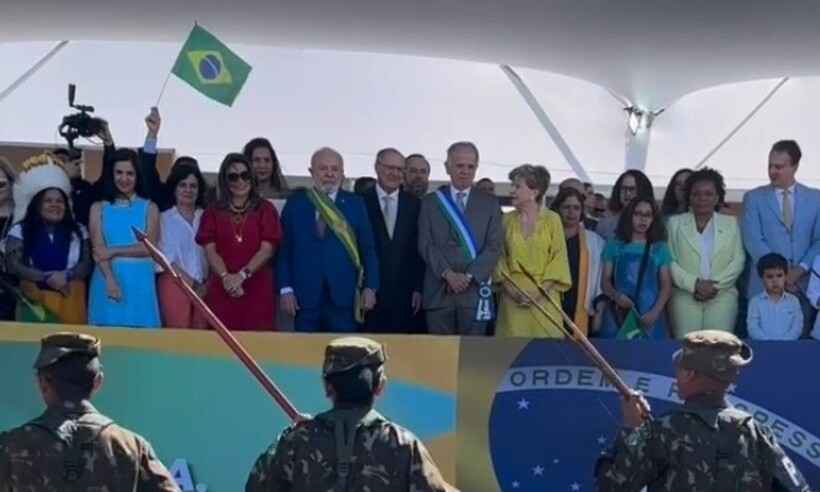 Comandante do Exército pede autorização a Lula para iniciar desfile - Instagram/Reprodução