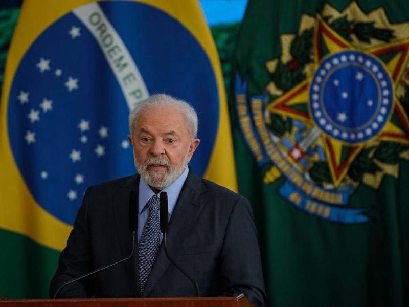 Lula embarca para a Índia após as comemorações do 7/9 - (Joédson Alves/Agência Brasil)