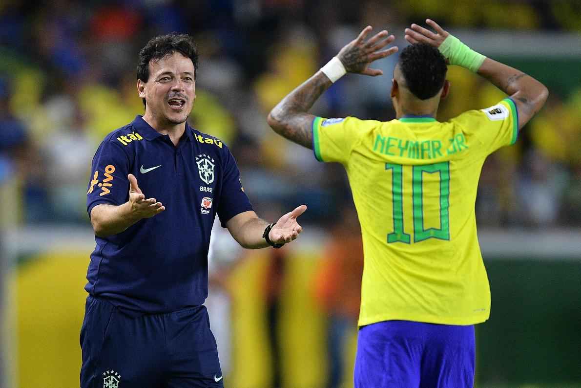 A bajulação a Neymar chegou a níveis absurdos