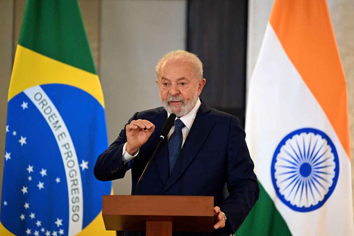 Lula escorregou na Carreira das Índias durante cúpula do G20 - Sajjad HUSSAIN/AFP
