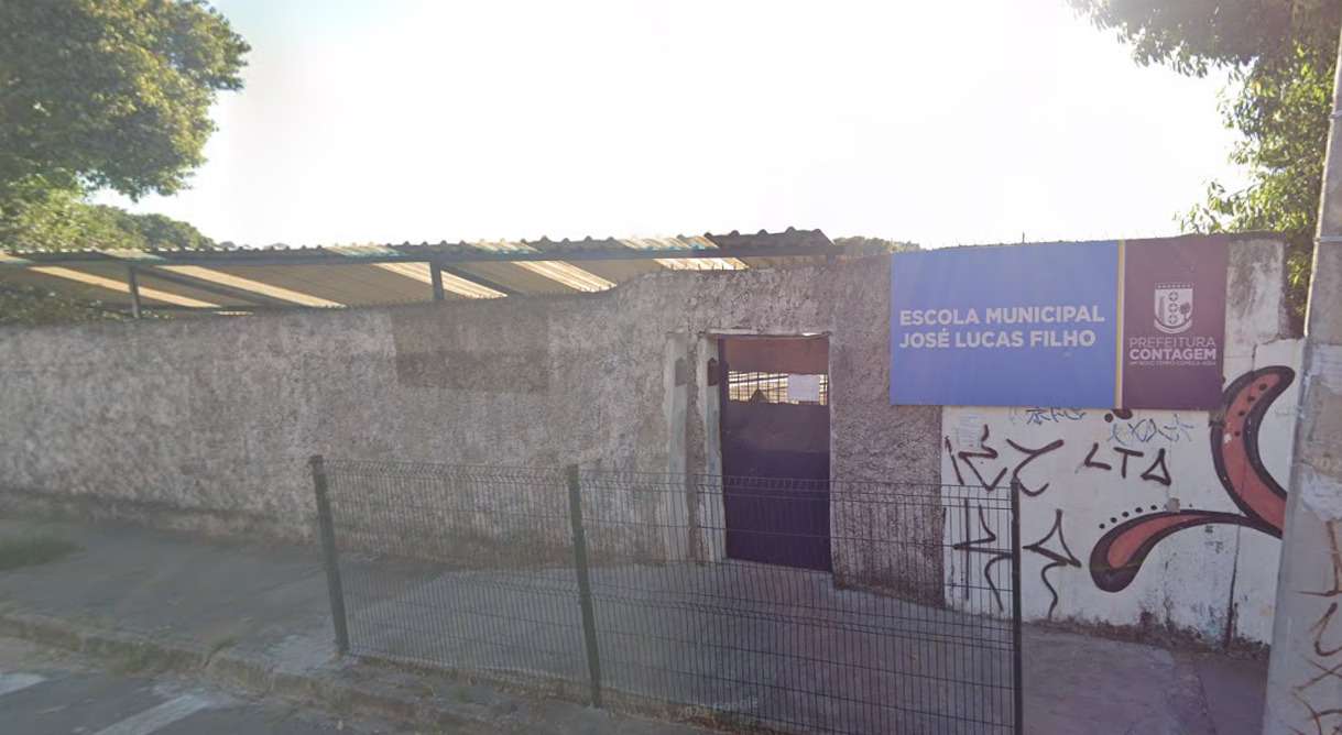 Escola municipal é invadida pela sexta vez somente neste ano em Contagem - Reprodução/Google Maps