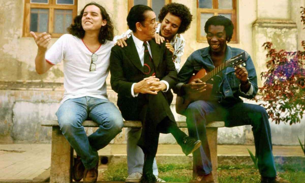Fernando Brant, JK, Márcio Borges e Milton Nascimento em Diamantina-O Cruzeiro/Arquivo EM/D.A Press