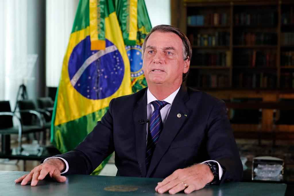 Câmara amplia inelegibilidade de Bolsonaro em 8 meses, mas depois alega erro e recua - Palácio do Planalto 