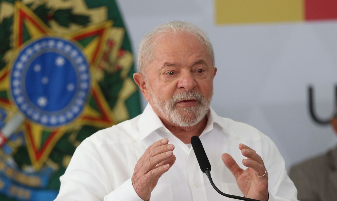Lula sanciona lei que reajusta salário dos servidores em 9% -  José Cruz/Agência Brasil