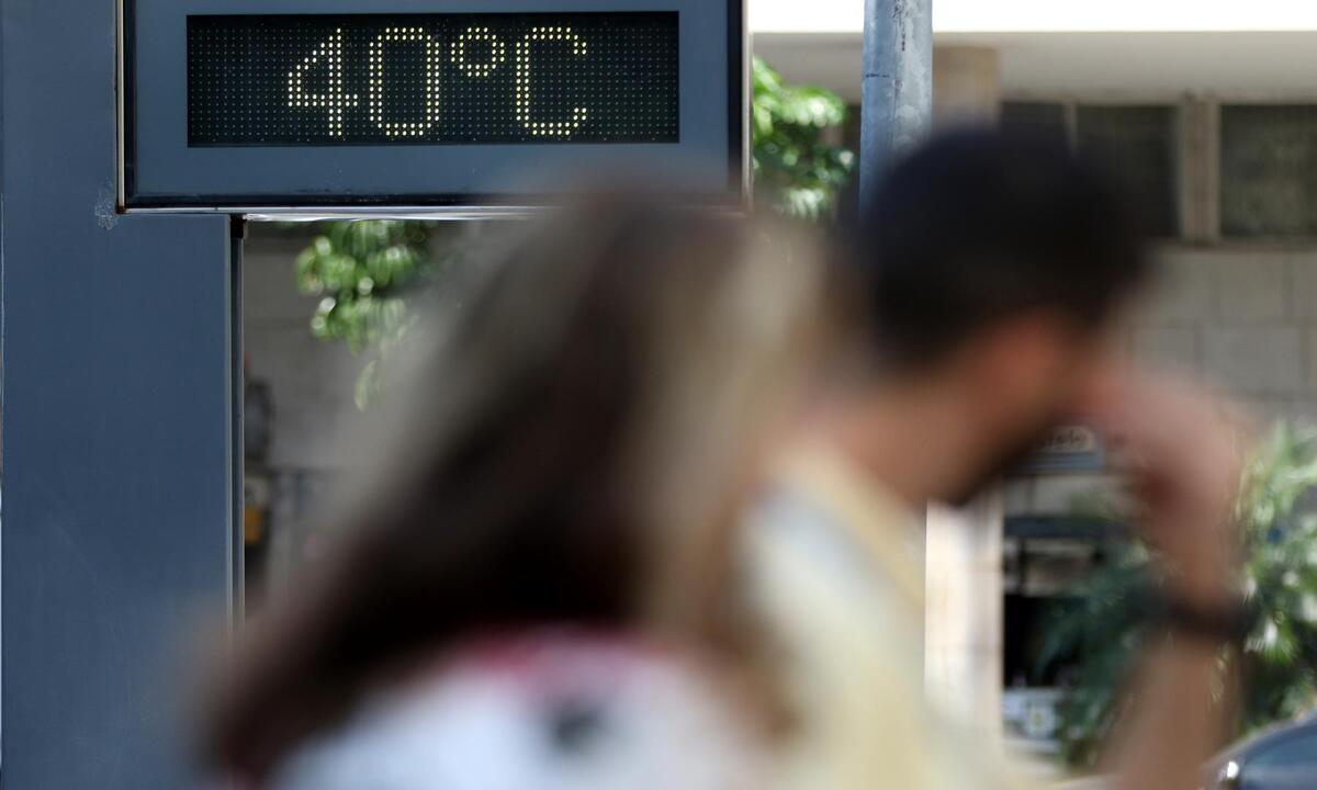 Temperatura pode chegar a 40°C em duas cidades de Minas - Tânia Rêgo/Agência Brasil
