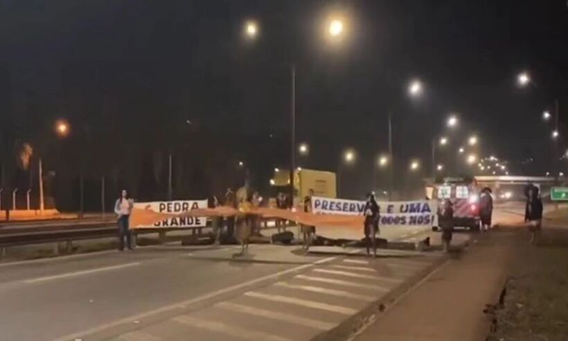BR-381: manifestantes fecham rodovia na manhã desta quarta (20)