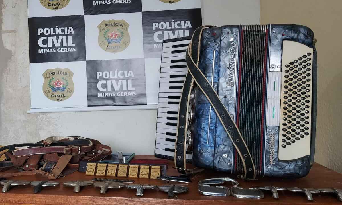 Homem especializado em furtos de acordeons de idosos é preso em MG - PCMG/Divulgação