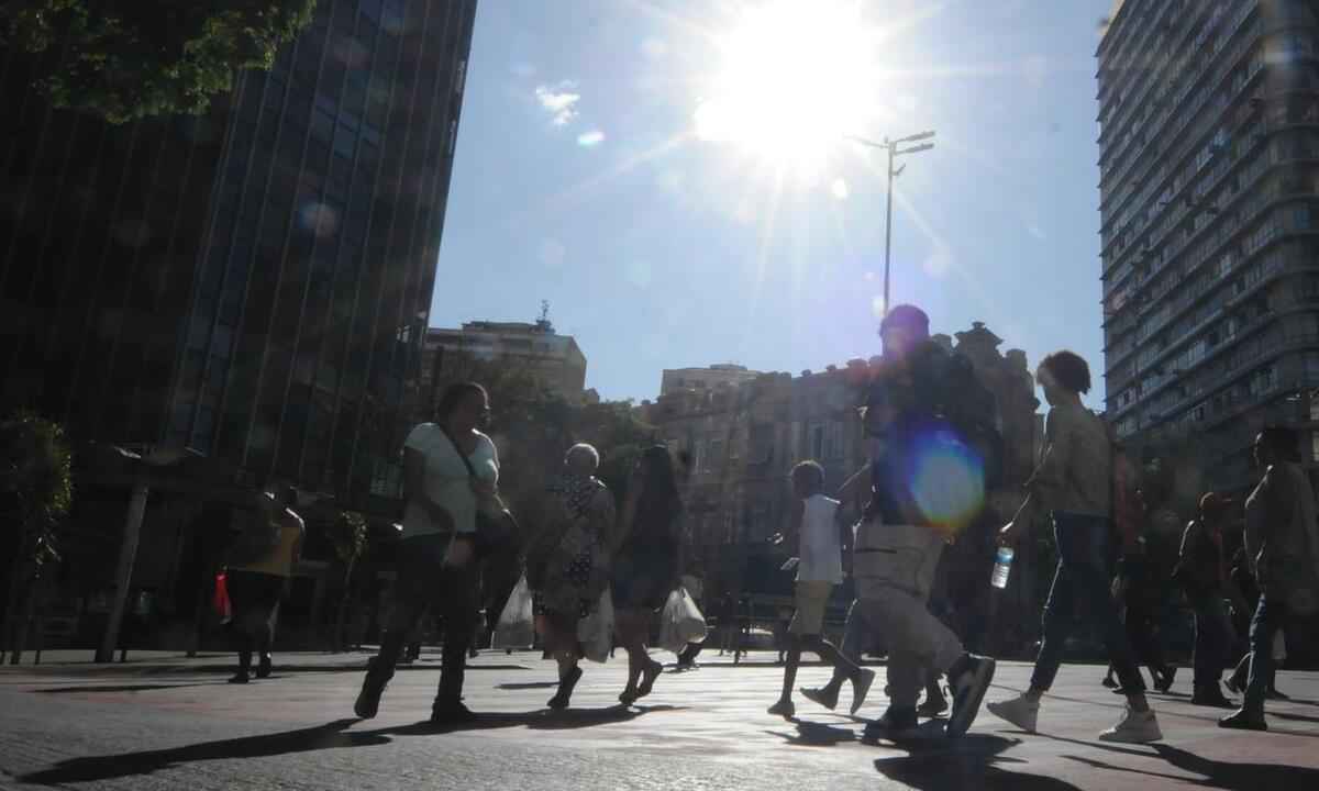 Onda de calor: quase 800 cidades de Minas estão sob alerta - Gladyston Rodrigues/EM/D.A Press