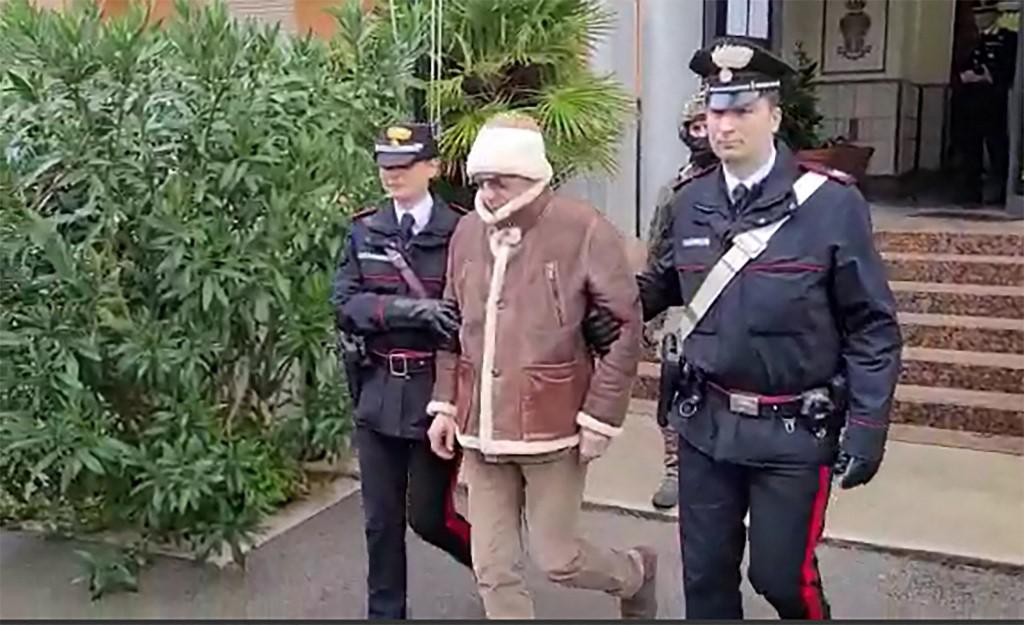 Chefe da máfia siciliana Messina Denaro entra 'em coma' - Handout / ITALIAN CARABINIERI PRESS OFFICE / AFP