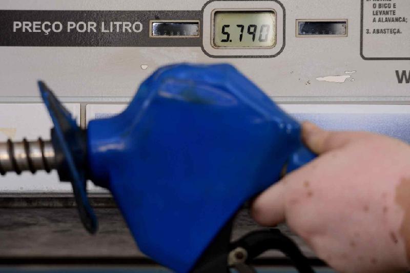 Prévia da inflação sobe 0,35% em setembro, influenciada pela gasolina - (Carlos Vieira)