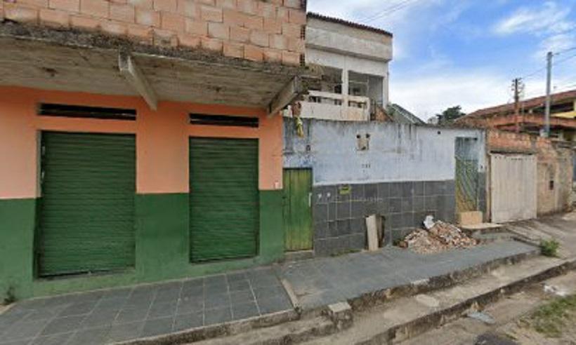 Homem é morto a pedradas em quintal de centro de umbanda - Google maps