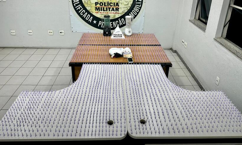 Grupo é preso em casa usada para refino de drogas na Grande BH - PMMG/Divulgação