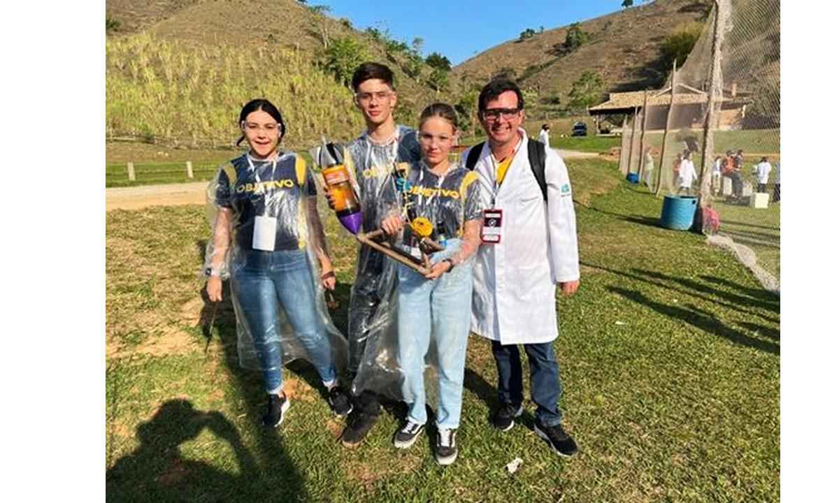 Com foguete de plástico, mineiros vencem Jornada Brasileira de Foguetes - Redes Sociais/Divulgação