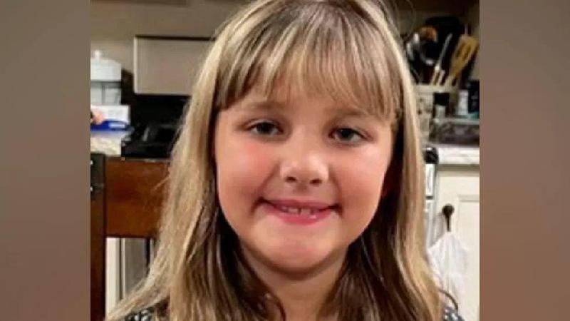 A menina de 9 anos salva de sequestro graças a impressões digitais em bilhete de resgate - Polícia de NY