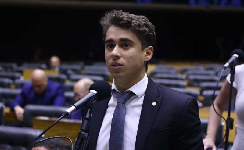 Nikolas sobre médicos mortos: 'Pelo amor de Deus, não é momento de debate' - (Vinicius Loures/Câmara dos Deputados)