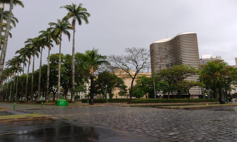 BH: chuva deve continuar durante o fim de semana - Edesio Ferreira/EM/D.A Press