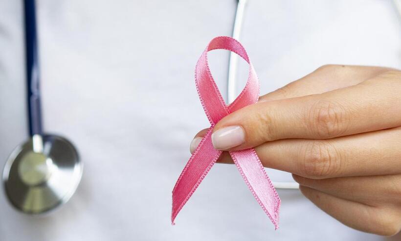 Medicina nuclear é ferramenta na detecção de metástase do câncer de mama - Freepik 
