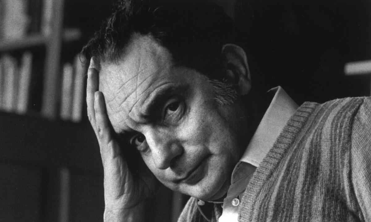 Coletânea com entrevistas de Italo Calvino celebra centenário do autor - STANFORD UNIVERSITY/REPRODUÇÃO