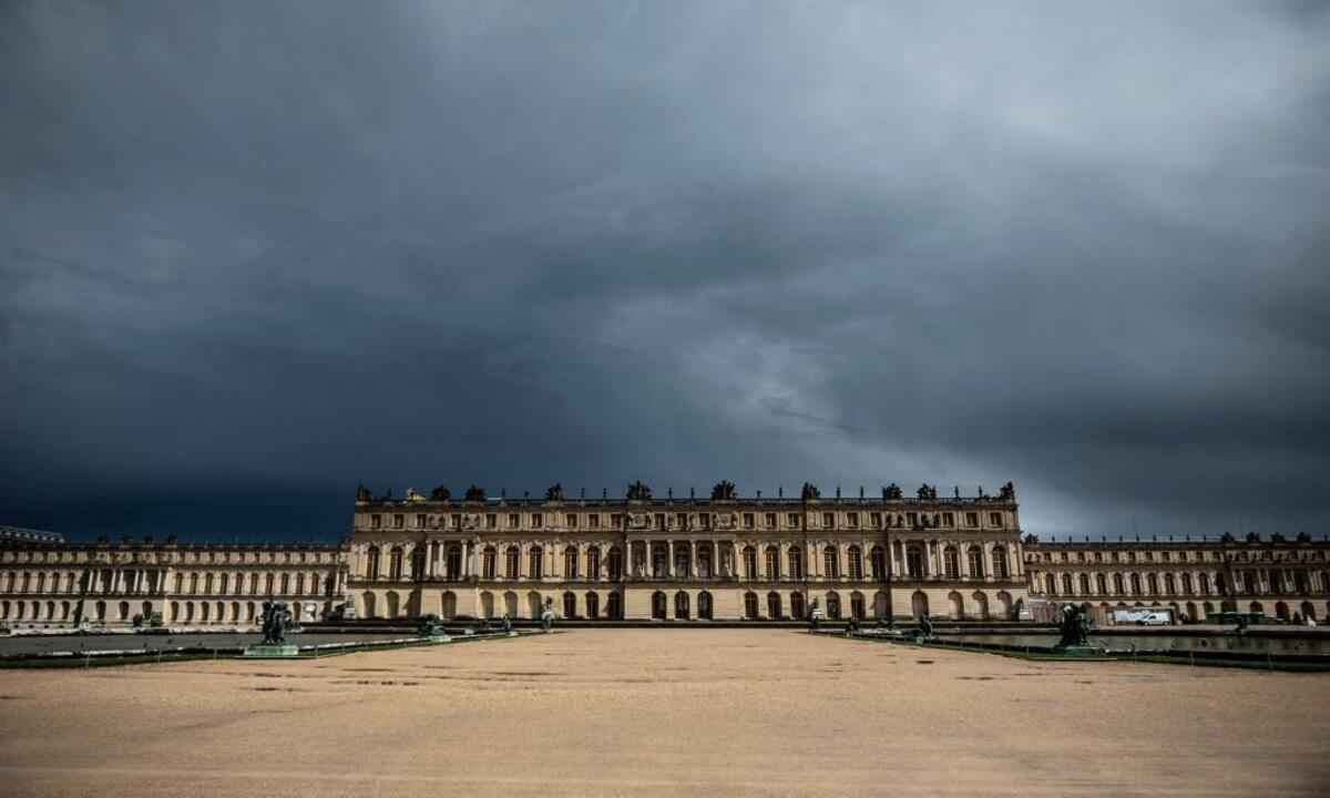 Palácio de Versalhes é evacuado após alerta de bomba - Martin Bureau/AFP