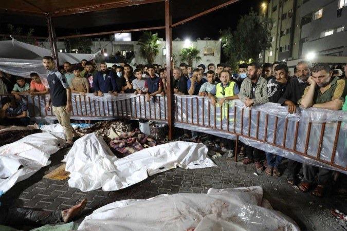 Bombardeio a hospital de Gaza gera indignação internacional - Dawood NEMER / AFP